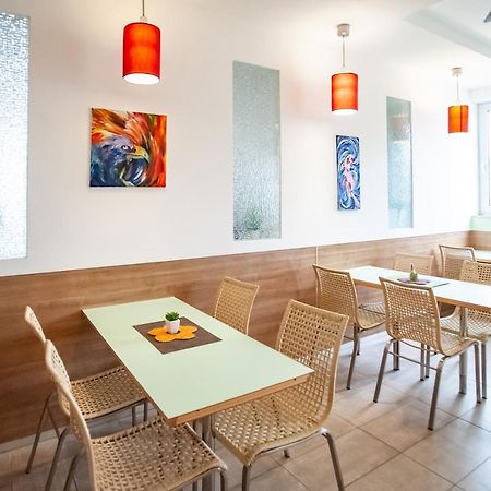 Come Inn Landshut Bagian luar foto