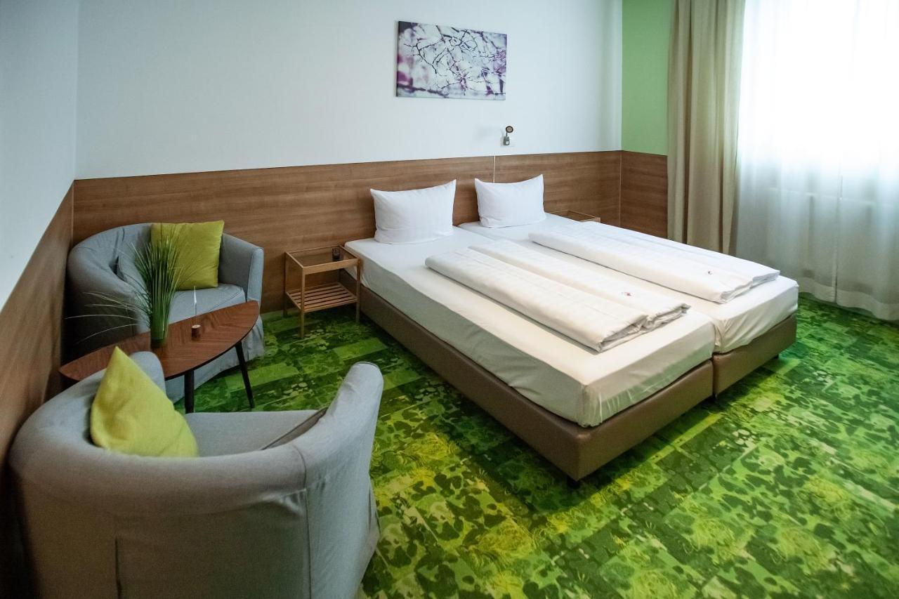 Come Inn Landshut Bagian luar foto