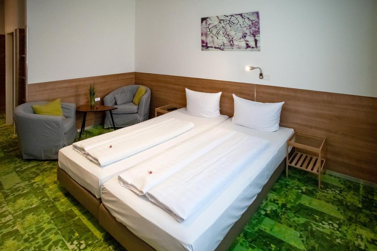 Come Inn Landshut Bagian luar foto