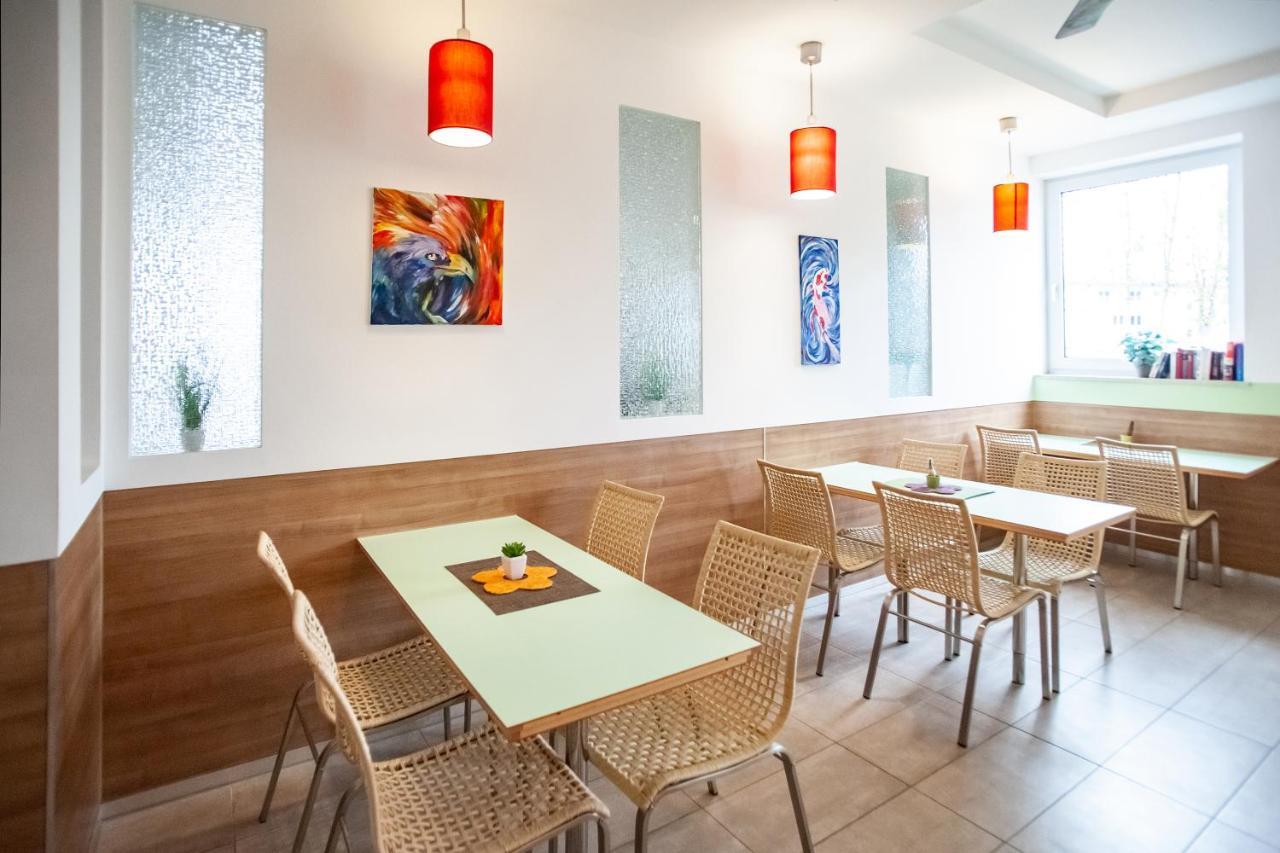 Come Inn Landshut Bagian luar foto
